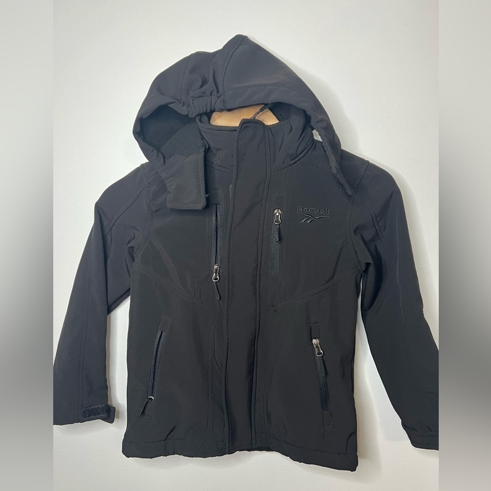Reebok Jacket Boys Small 6-7 Black Full Zip Pockets Hooded Coat Soft Shell
